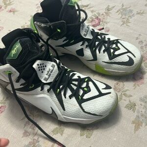 NIKE LeBron 12 All Star Game 742549-190 Sneakers Mens Size 8